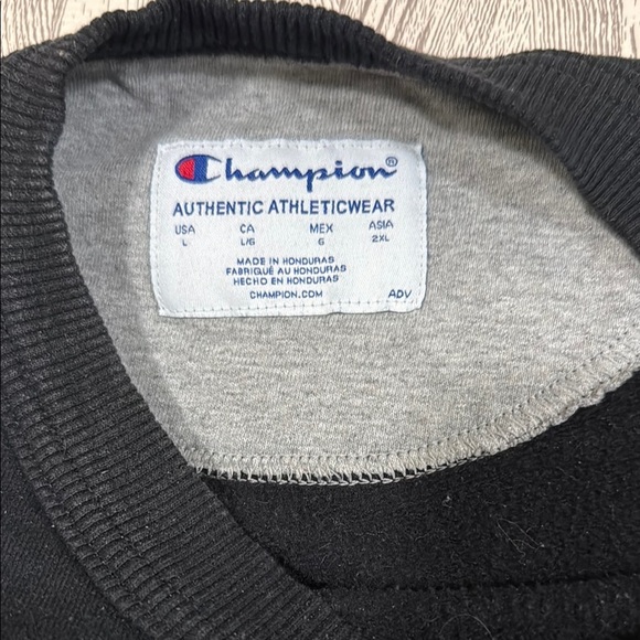 Champion Black and Brown Crewneck Sweatshirts bundle - Picture 3 of 7